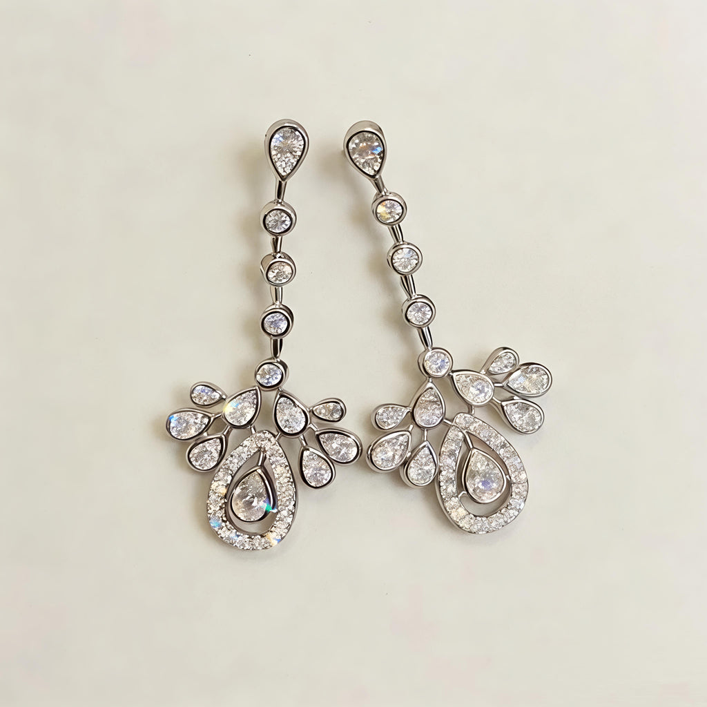 Lumière Teardrop Drop Earrings